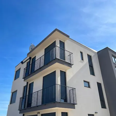 شقة Sun ماندري