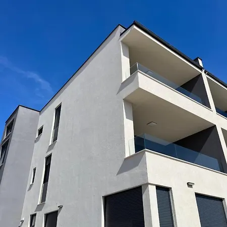 Διαμέρισμα Sun Mandre