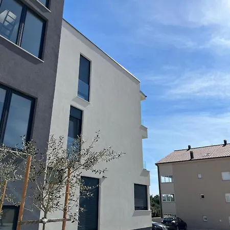 Sun Διαμέρισμα *